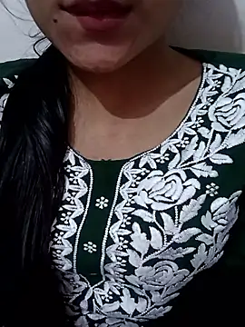 Miss linaa online show from 11-12-25, 10:26