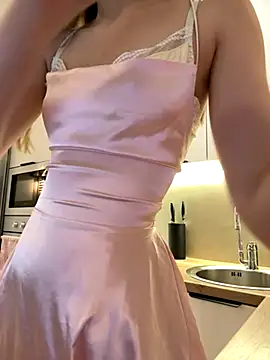 Snapshot of FriendlyFire_18 chatting on 11-10-25, 07:46 FriendlyFire 18 online show from 11-10-25, 07:46