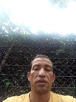 Snapshot of zamir_adam chatting on 10-02-25, 04:14 zamir adam online show from 10-02-25, 04:14