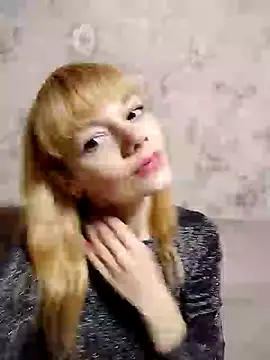 AliceSwan1122 online show from 09-29-25, 05:40