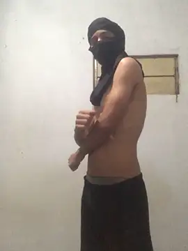 KingLamed online show from 09-18-25, 01:40