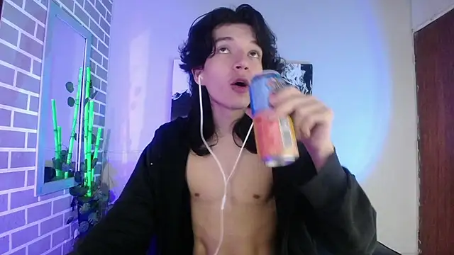 Jack alvarez19 online show from 12-04-25, 04:44