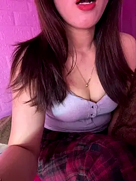 Moon pusy online show from 12-18-25, 01:11