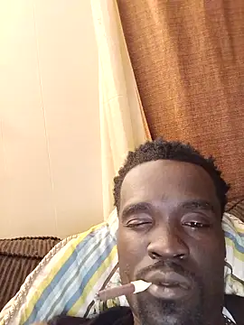 Snapshot of ChocolatebbC4u chatting on 10-01-25, 03:56 ChocolatebbC4u online show from 10-01-25, 03:56