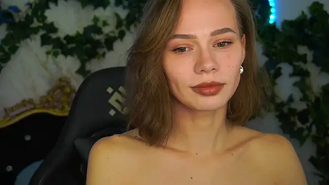 ShyySiren online show from 11-27-25, 08:38