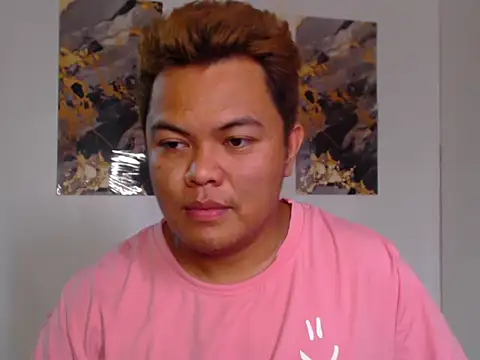 Snapshot of Gayasianzowe chatting on 09-15-25, 05:51 Gayasianzowe online show from 09-15-25, 05:51