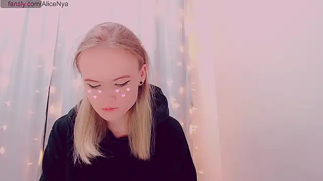 AliceNya cute online show from 01-15-26, 05:56