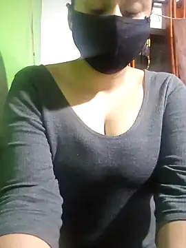 Romantic couple89 online show from 12-19-25, 11:39