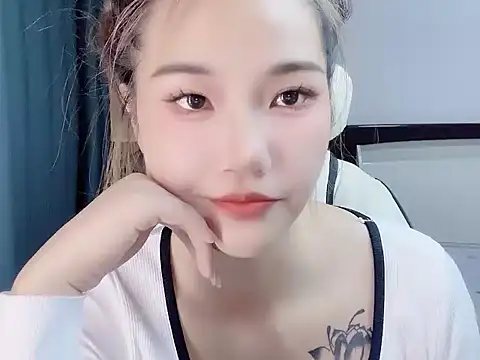 W-Sunflower online show from 11-06-25, 02:18