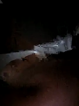 Snapshot of Milenvs chatting on 10-13-25, 09:59 Milenvs online show from 10-13-25, 09:59