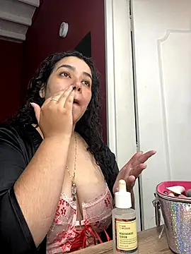 krisstenSantos online show from 10-05-25, 01:53