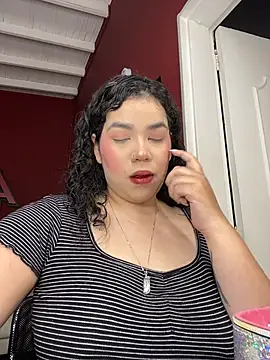 krisstenSantos online show from 10-20-25, 12:16