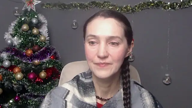 TayaFinch online show from 12-18-25, 01:17