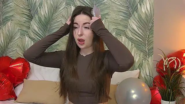 Snapshot of LilithLane chatting on 02-12-26, 12:44 LilithLane online show from 02-12-26, 12:44