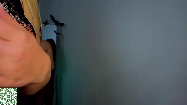 DieraHardeyy online show from 10-27-25, 01:09