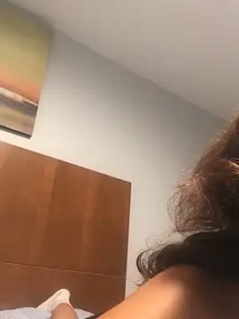 Snapshot of juiicy001 chatting on 11-09-25, 10:35 juiicy001 online show from 11-09-25, 10:35