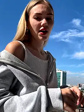 MilaMoone online show from 10-01-25, 10:54