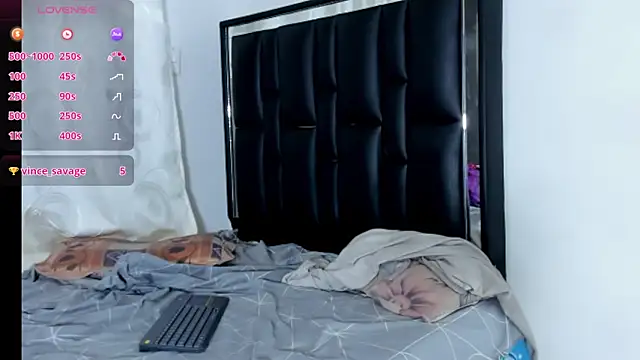 ArexBlakk online show from 11-06-25, 04:41