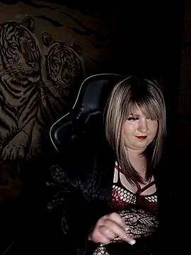 YuliiaSan online show from 10-27-25, 09:08