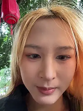 yuki june online show from 11-05-25, 08:47