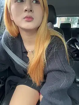 yuki june online show from 11-06-25, 08:59