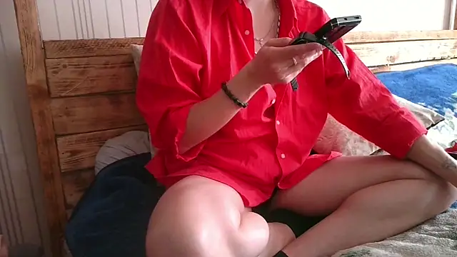 EthelsLover online show from 10-14-25, 09:21