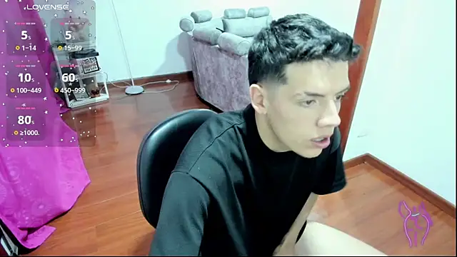 Snapshot of mattebret11 chatting on 09-16-25, 01:39 mattebret11 online show from 09-16-25, 01:39