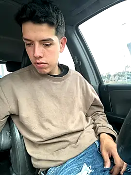 Snapshot of mattebret11 chatting on 09-23-25, 05:38 mattebret11 online show from 09-23-25, 05:38