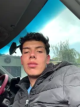 mattebret11 online show from 12-16-25, 05:51