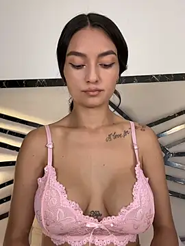 MiaKane99 online show from 01-18-26, 01:31