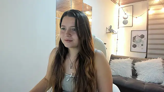 sophiee09  online show from 10-10-25, 01:54