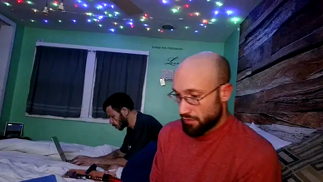 versatilevortex online show from 10-29-25, 04:04