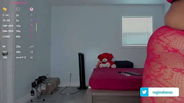 Snapshot of ReginaBans chatting on 10-24-25, 10:28 ReginaBans online show from 10-24-25, 10:28