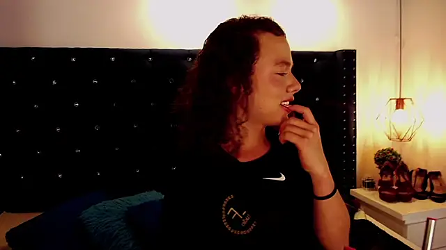 bycandy  online show from 10-09-25, 02:37