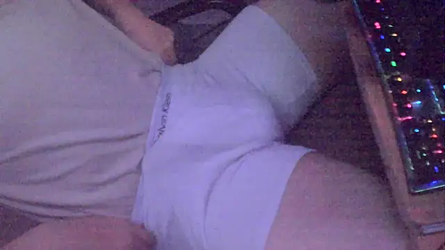 xderox318 online show from 11-19-25, 10:32