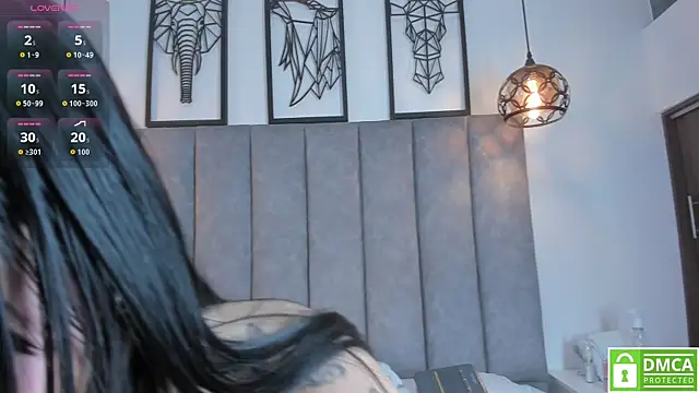 Scarlet  Jones  online show from 02-10-26, 10:36