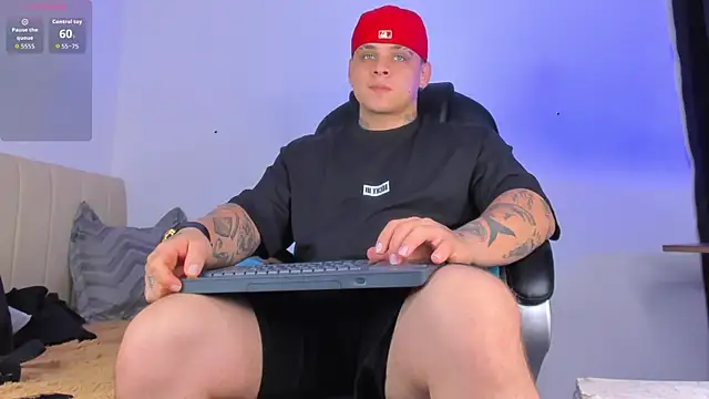 denis munera online show from 10-28-25, 09:46