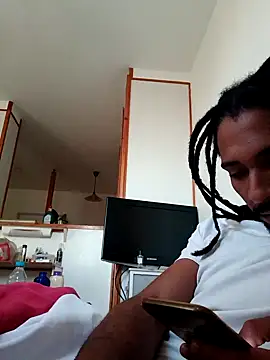 Snapshot of Mikaaa97 chatting on 09-18-25, 05:53 Mikaaa97 online show from 09-18-25, 05:53