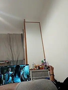 Snapshot of Mikaaa97 chatting on 11-06-25, 01:06 Mikaaa97 online show from 11-06-25, 01:06