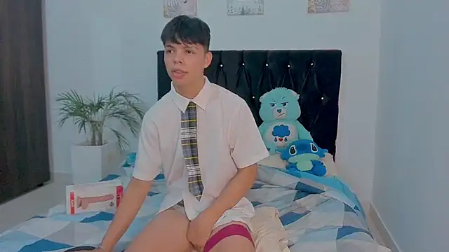 Zacktorres  online show from 10-14-25, 10:54