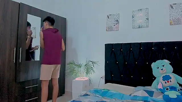 Zacktorres  online show from 10-17-25, 12:01