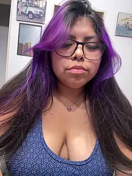 Snapshot of Lunarebelde chatting on 12-02-25, 03:01 Lunarebelde online show from 12-02-25, 03:01