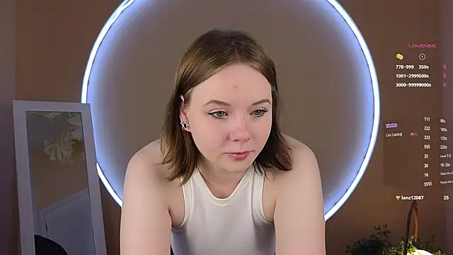 Snapshot of Sophi_X chatting on 10-12-25, 11:42 Sophi X online show from 10-12-25, 11:42