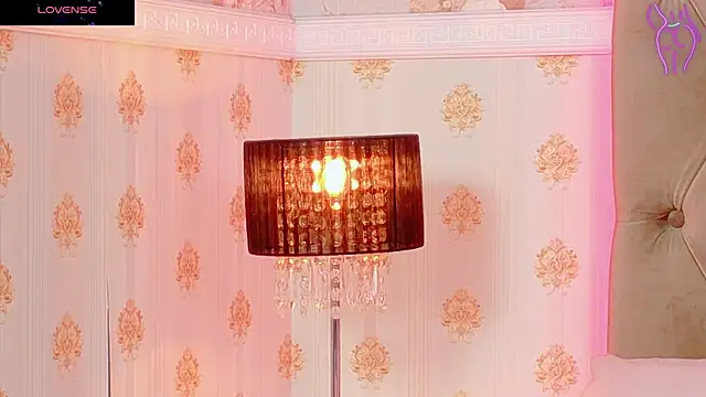 CoraVex online show from 10-23-25, 04:12