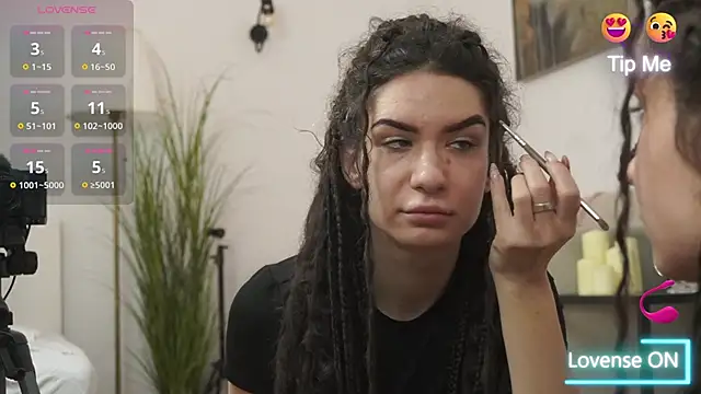 Snapshot of adisson_fox chatting on 11-16-25, 07:25 adisson fox online show from 11-16-25, 07:25