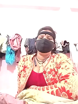 Hott locky online show from 12-17-25, 09:43