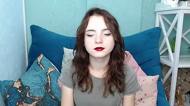 VivienneRo online show from 09-20-25, 04:46