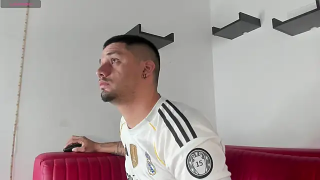 Jacob19  online show from 09-30-25, 11:26