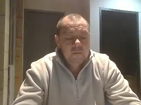 hugoboys4576 online show from 12-01-25, 04:12