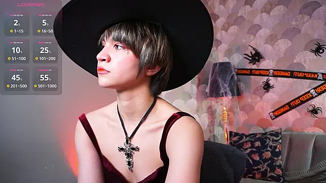 sandzu  online show from 10-31-25, 08:43